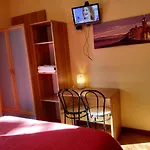 Augusta Ξενοδοχείο 2*