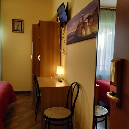 Hotel Augusta 2*